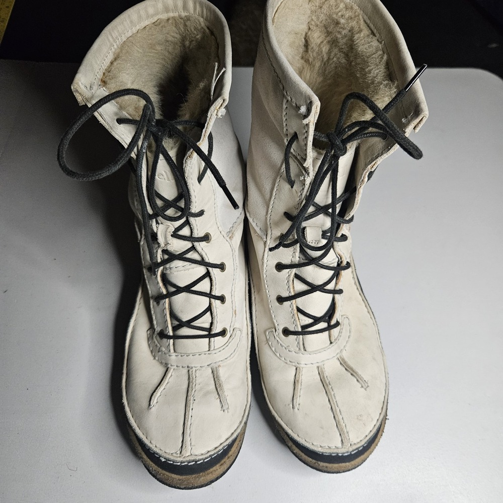 Vintage Merrell Womens Boots 10 Taiga White Leather Waterproof
